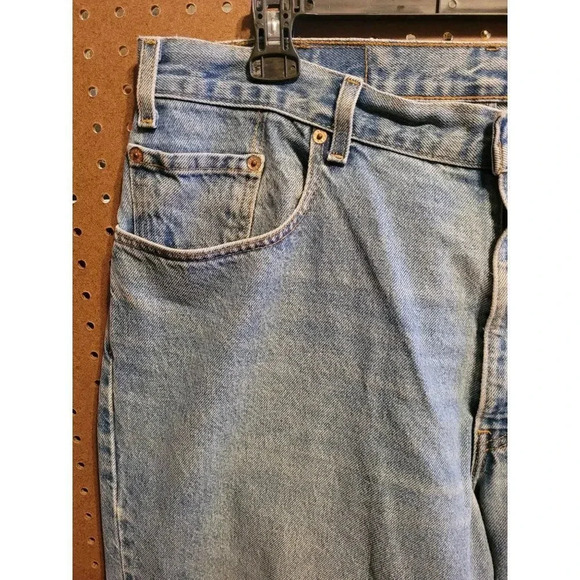 Levi's 560 Jeans  Men's 38 x 31. Preowned - Picture 5 of 8